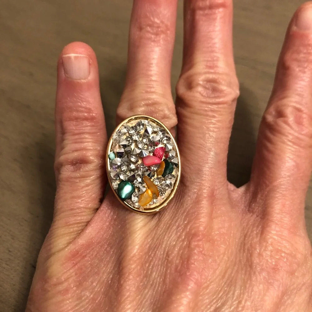 Elegant Gold Tone and Multicolor Faux Gemstone Ring